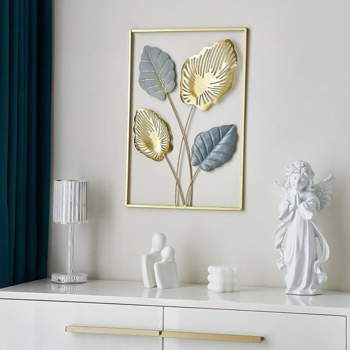 Wall Art & Decorative Accents