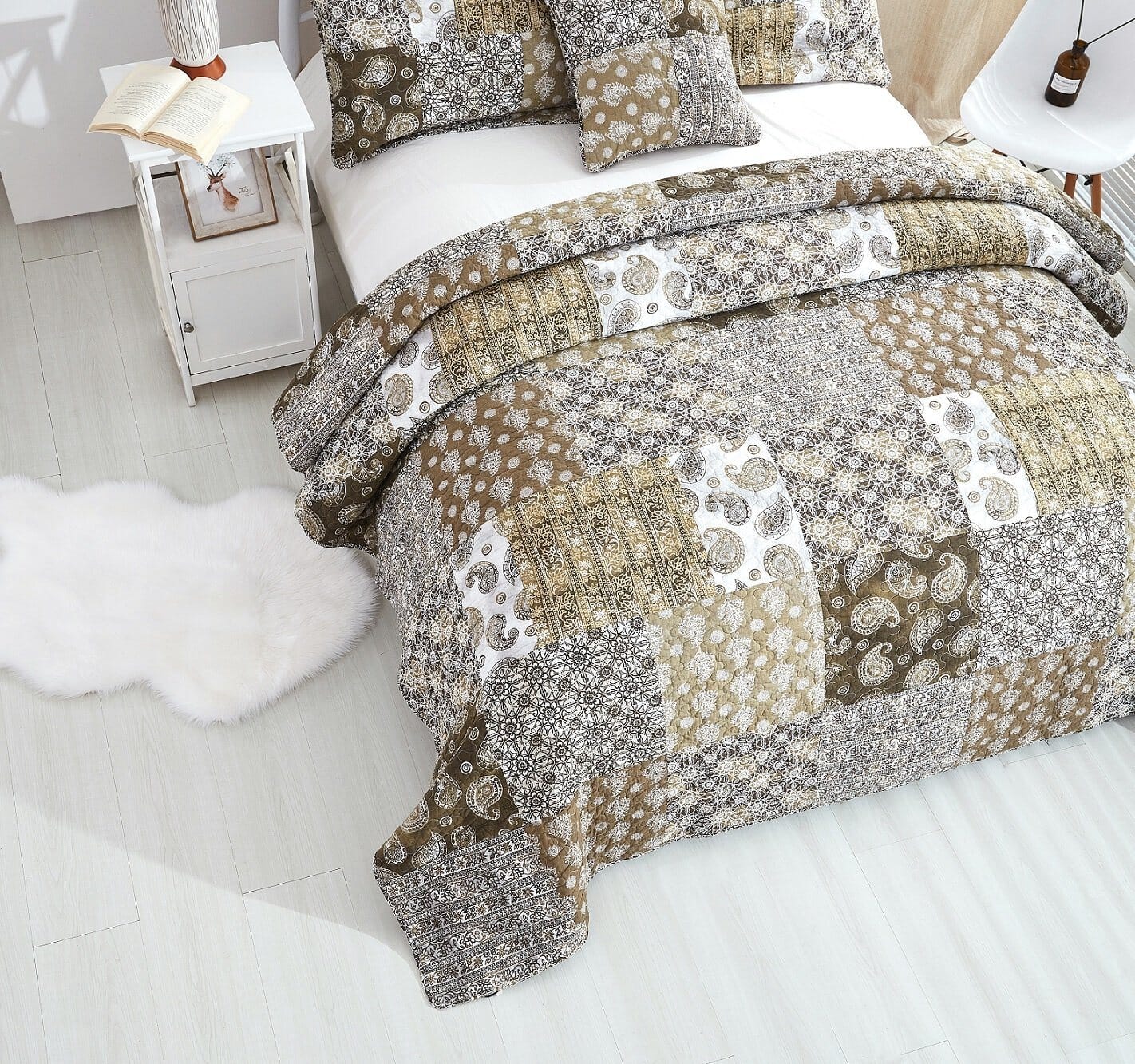 Bohemian Paisley Floral Olive Patchwork Bed in Bag Set
