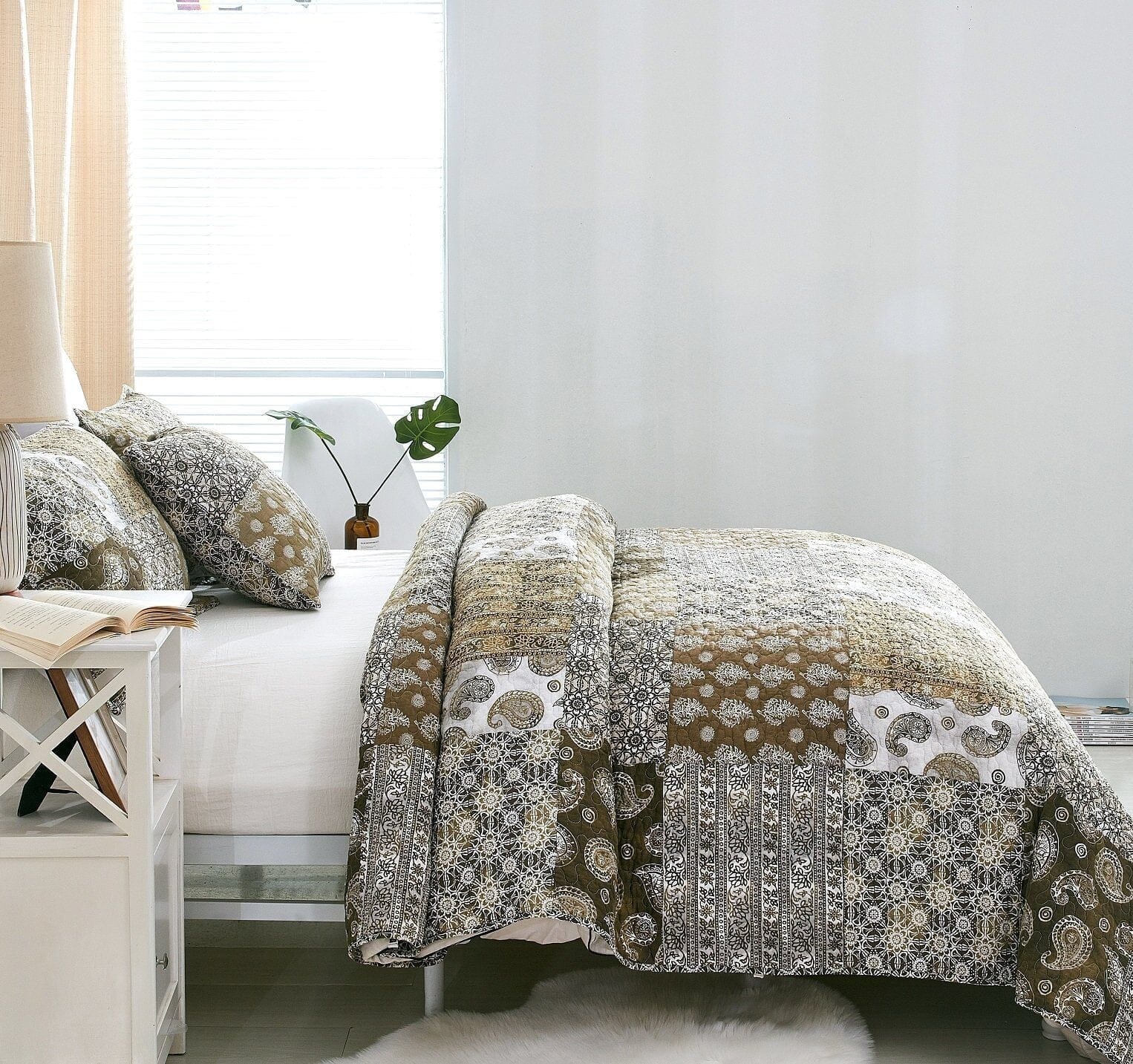 Bohemian Paisley Floral Olive Patchwork Bed in Bag Set