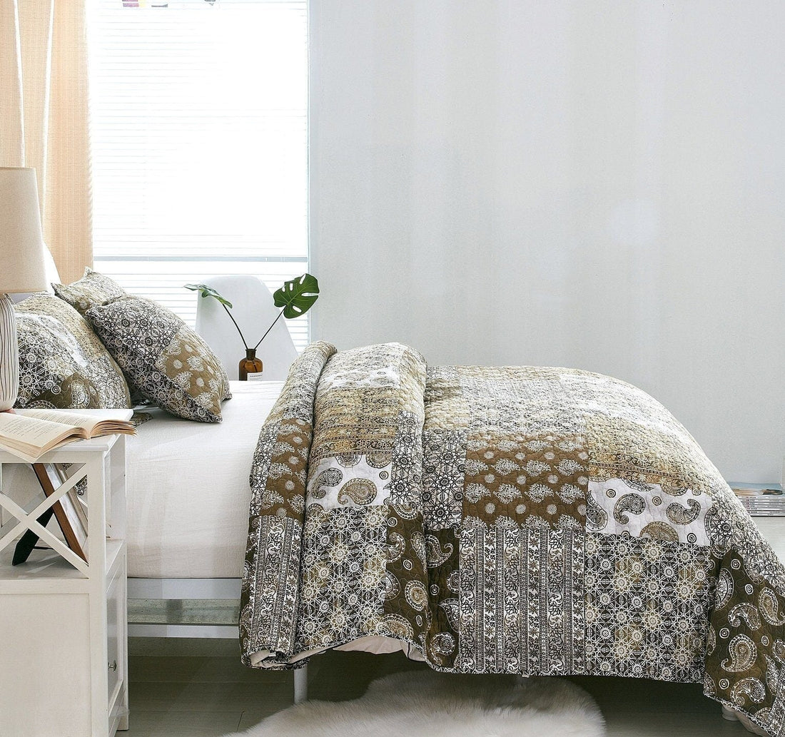 Bohemian Paisley Floral Olive Patchwork Bed in Bag Set