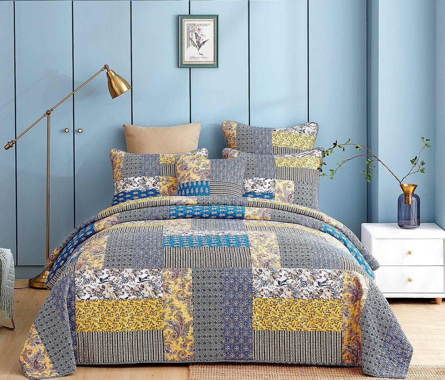 Honey Cove Floral Paisley Cottage Patchwork Bedspread Set
