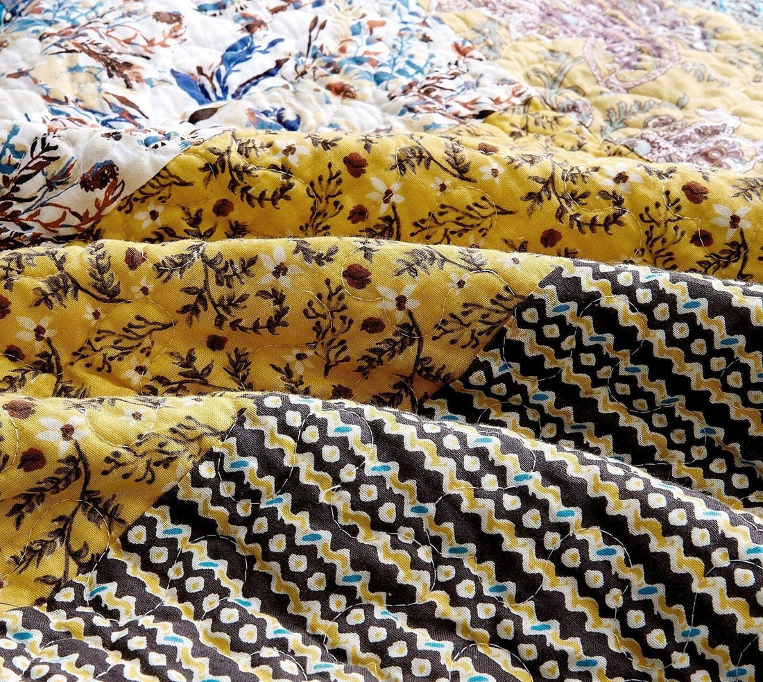Honey Cove Floral Paisley Cottage Patchwork Bedspread Set