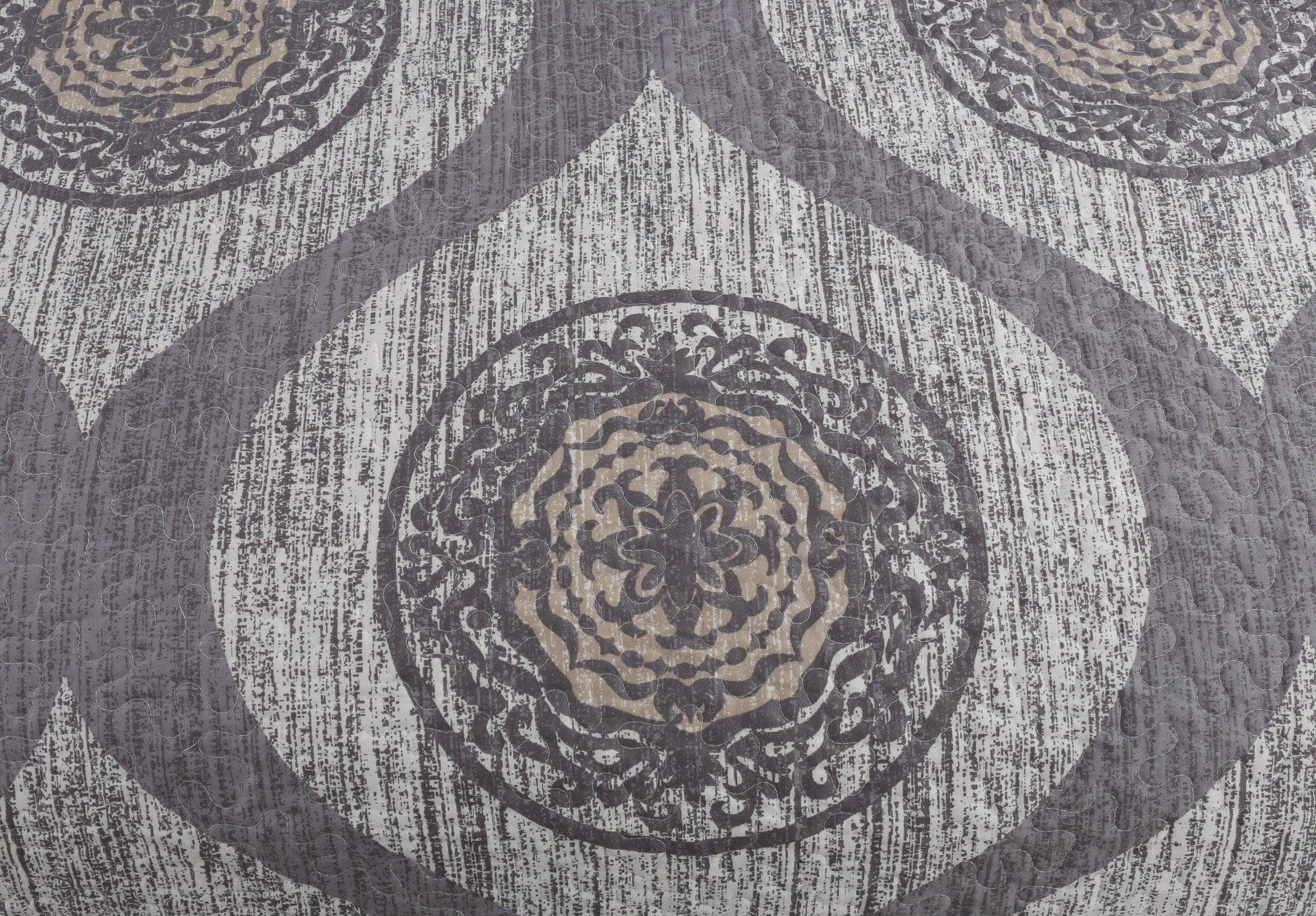 Rustic Grey Mosaic Medallion Quilted Reversible Bedspread Set Bedding