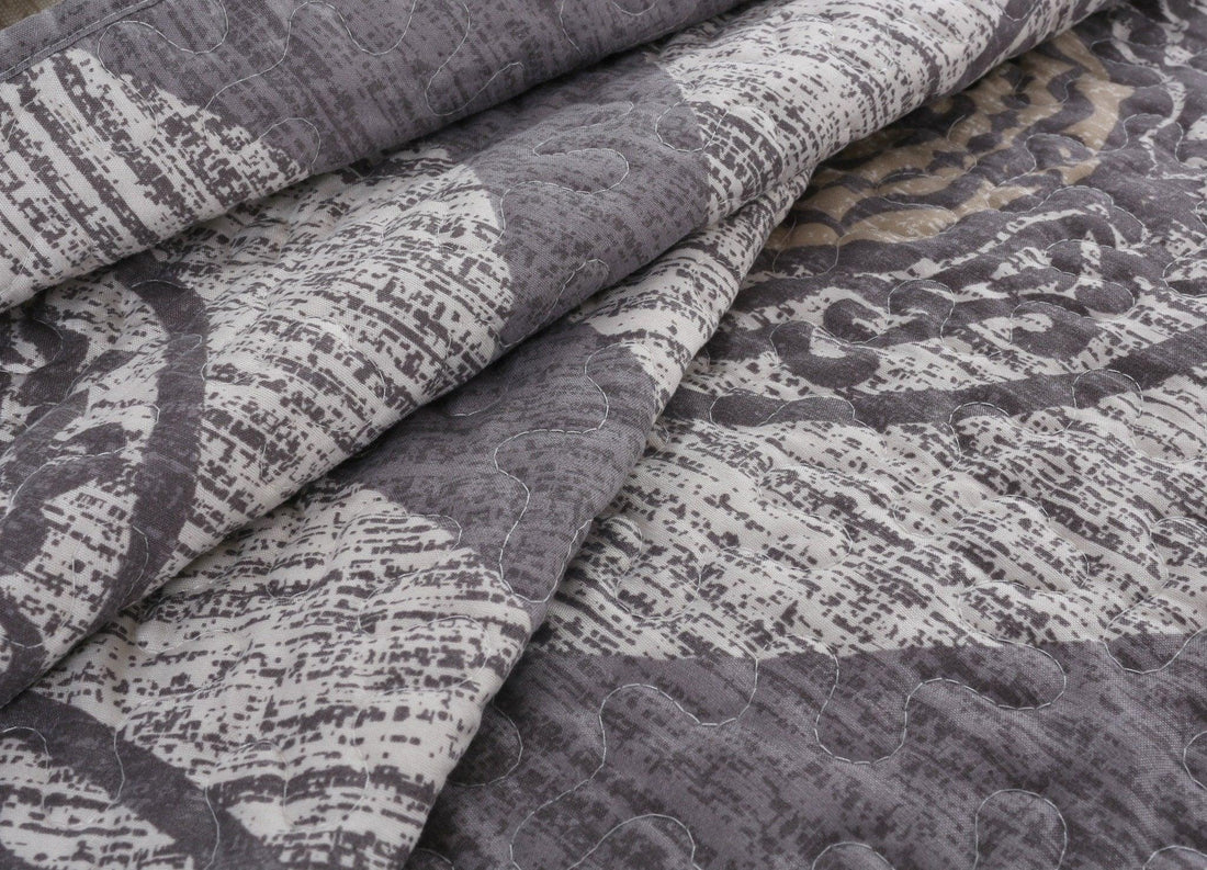 Rustic Grey Mosaic Medallion Quilted Reversible Bedspread Set Bedding