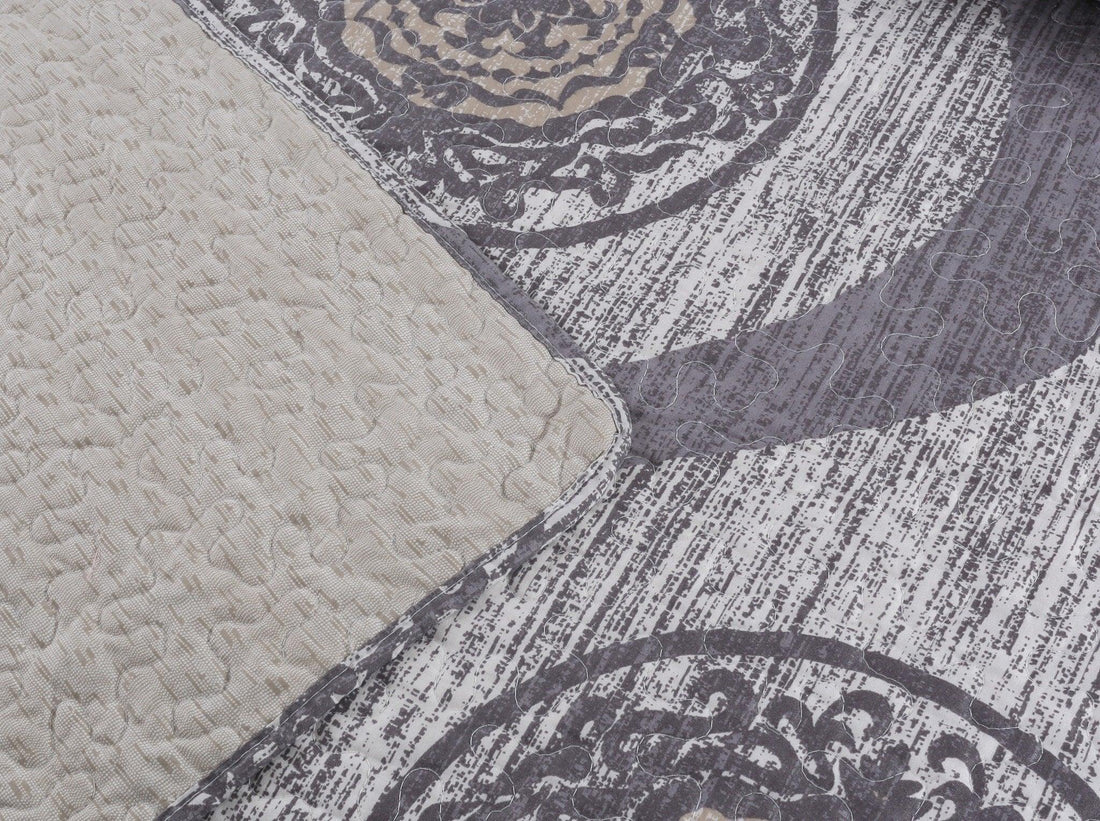 Rustic Grey Mosaic Medallion Quilted Reversible Bedspread Set Bedding